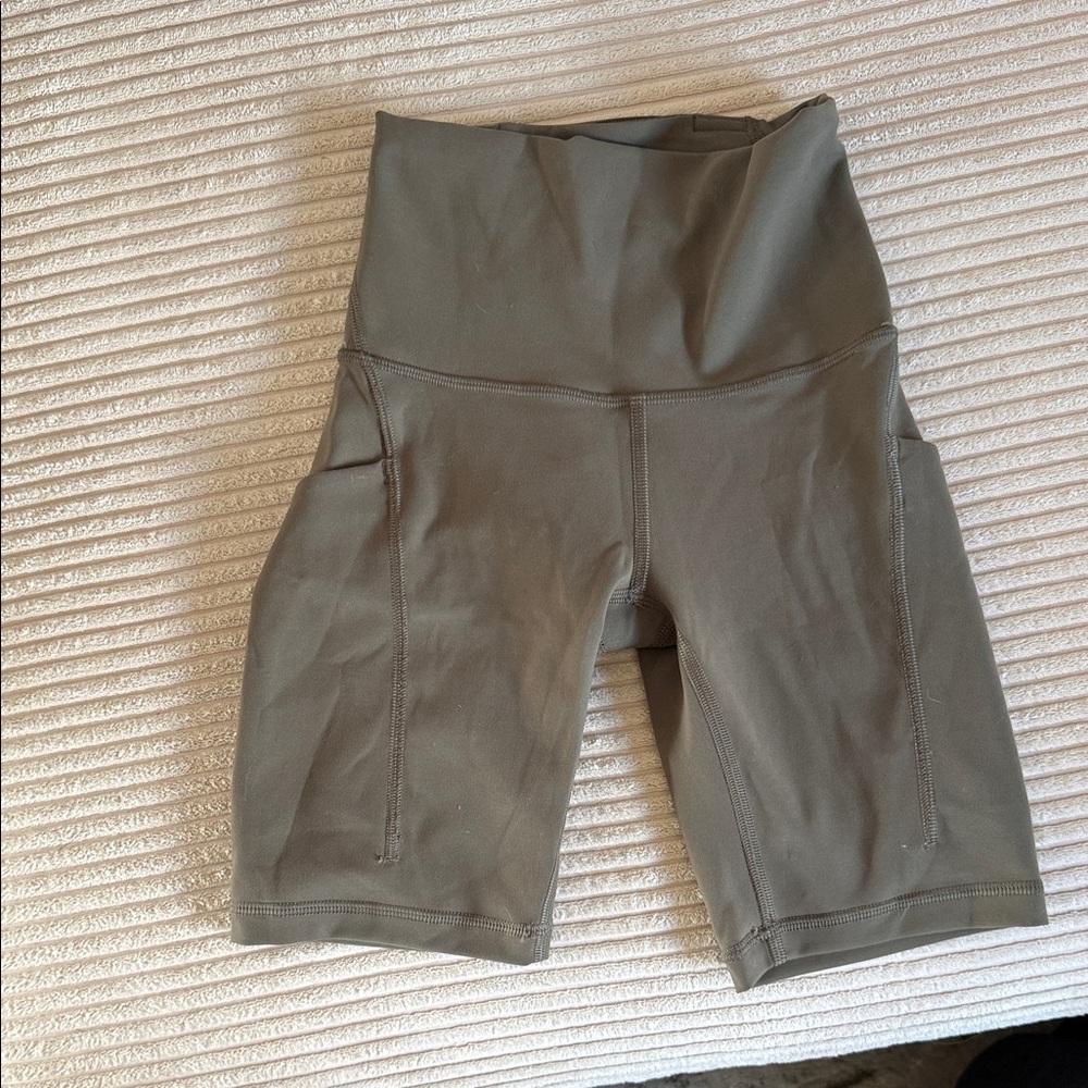 Women's High-Waisted green Shorts